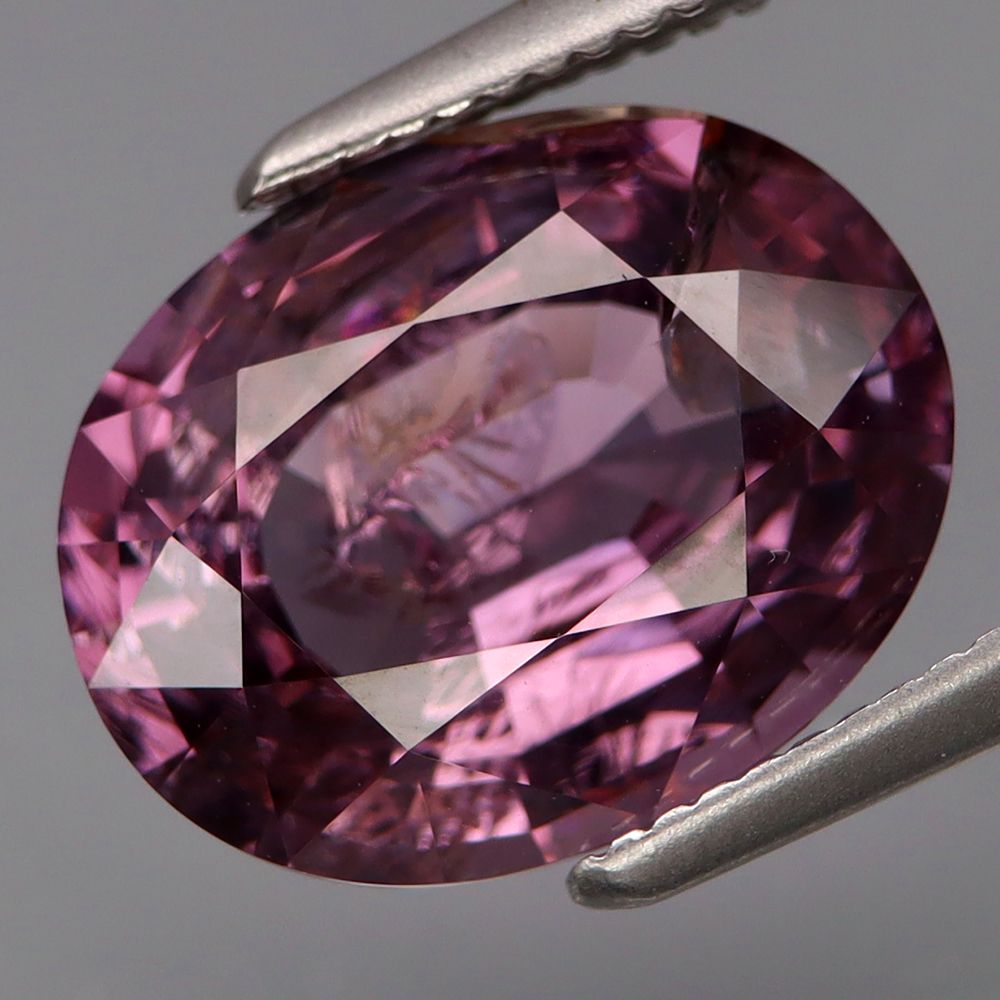 3.97CT SPINEL UNHEATED