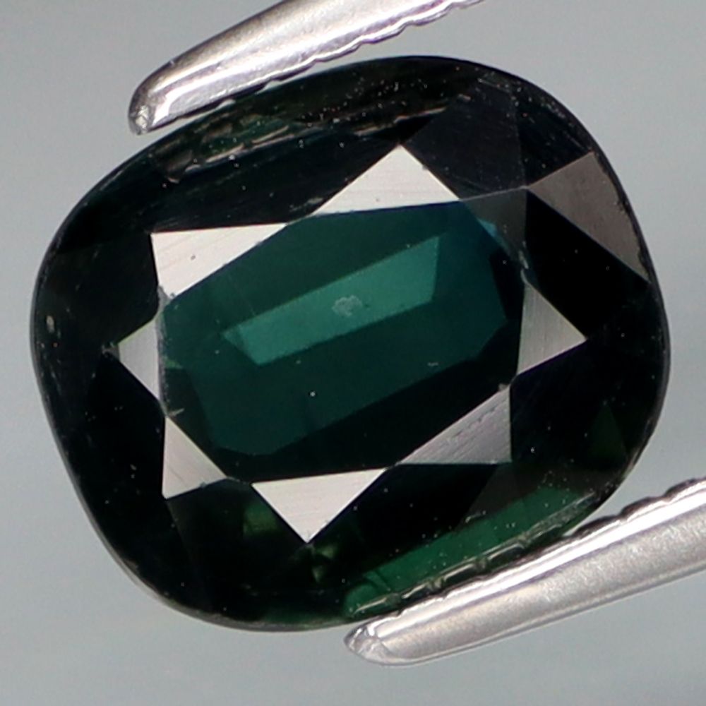 1.78CT SAPPHIRE HEATED