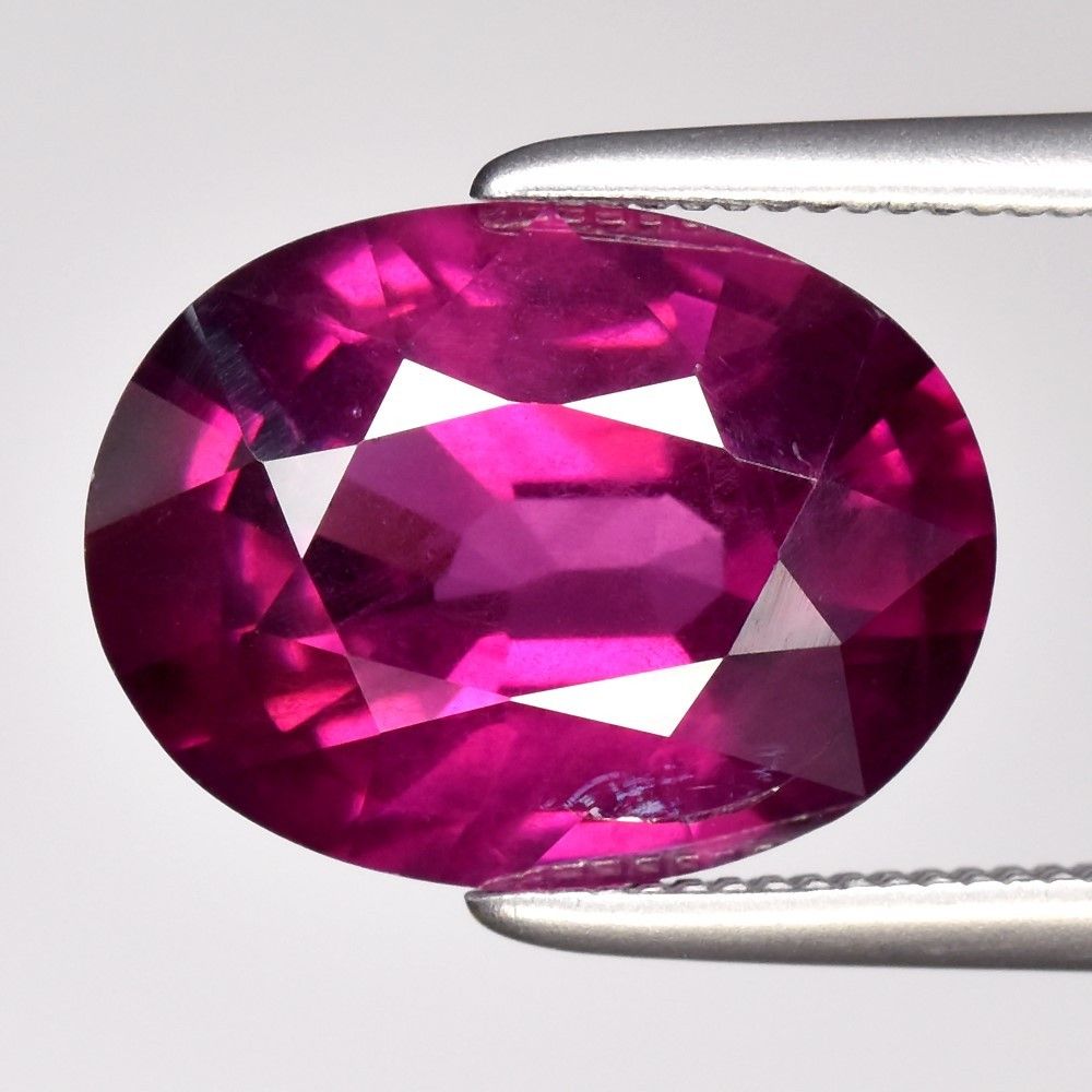 4.04CT GARNET UNHEATED
