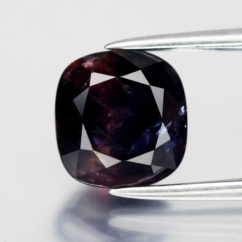 2.80CT SAPPHIRE UNHEATED