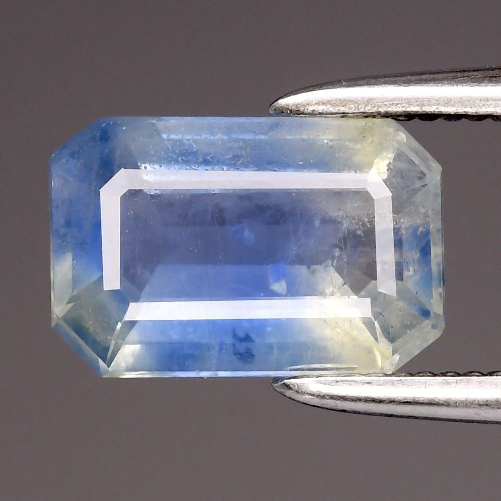 1.39CT SAPPHIRE HEATED