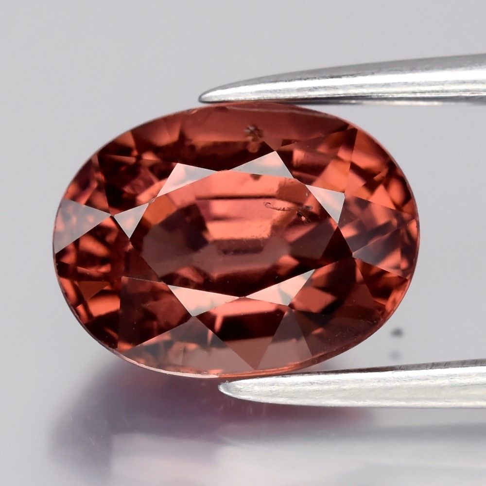 2.29CT GARNET UNHEATED