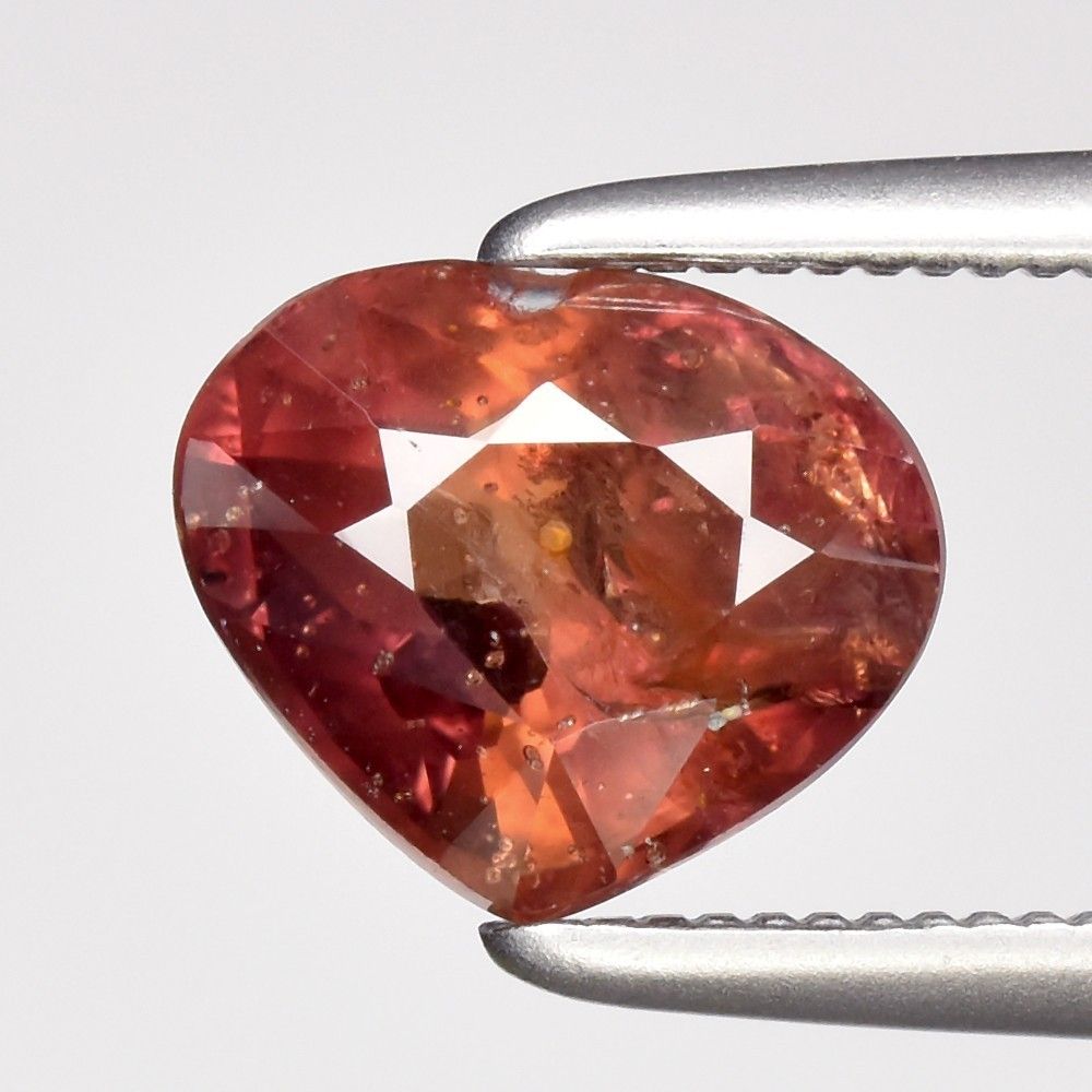 1.55CT SAPPHIRE UNHEATED