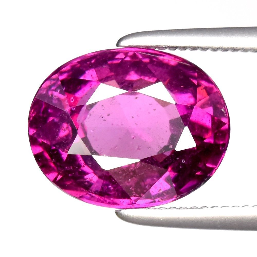 3.33CT GARNET UNHEATED