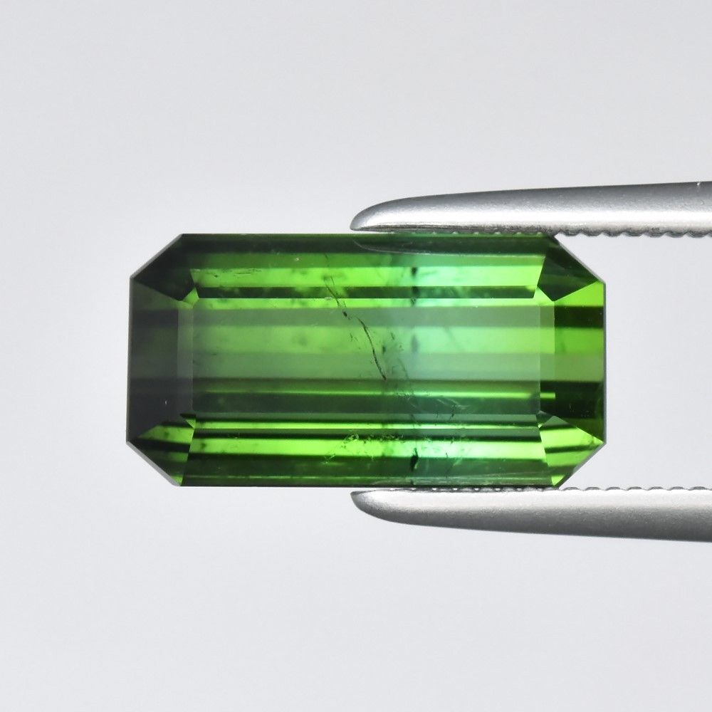 3.61CT TOURMALINE HEATED