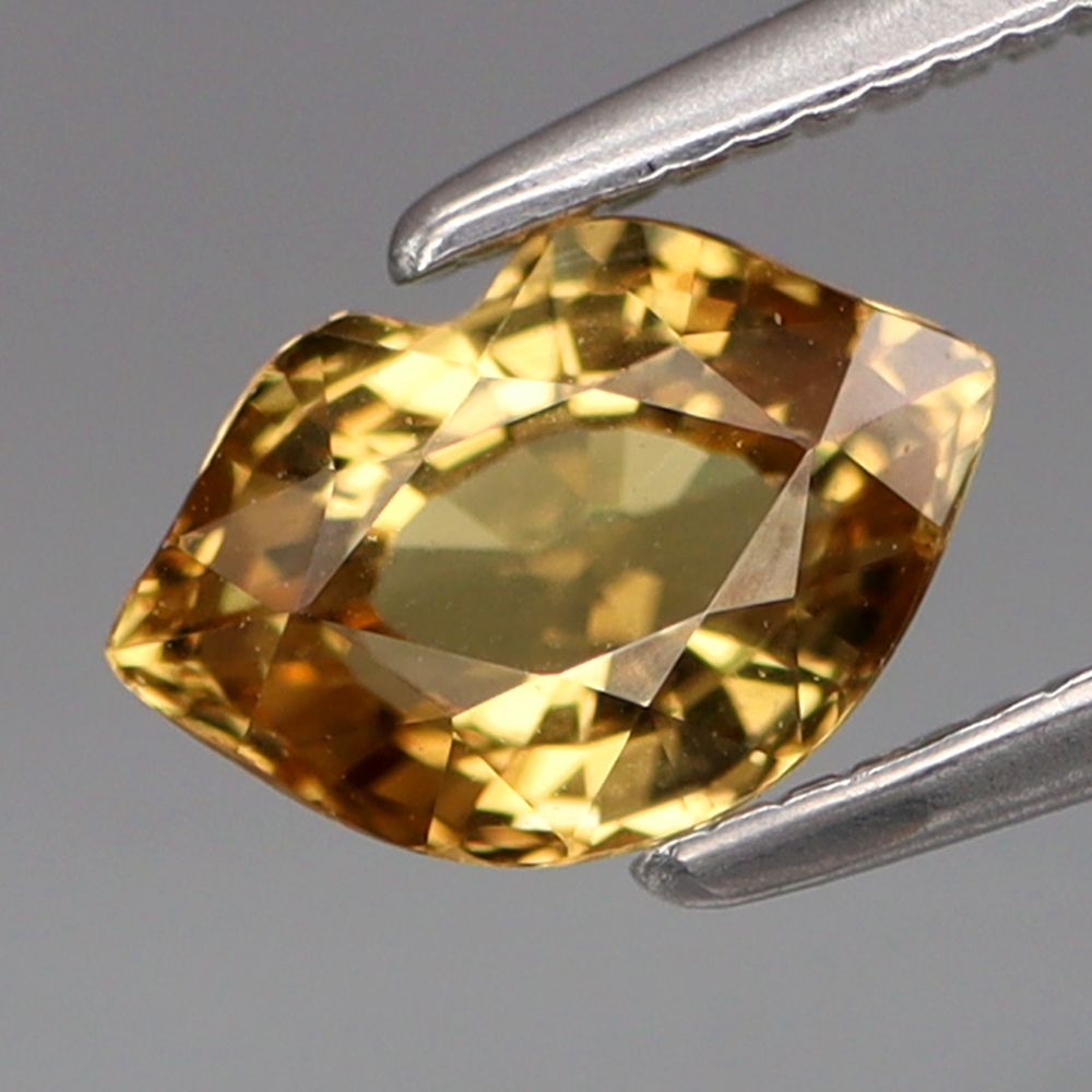 1.06CT CHRYSOBERYL UNHEATED